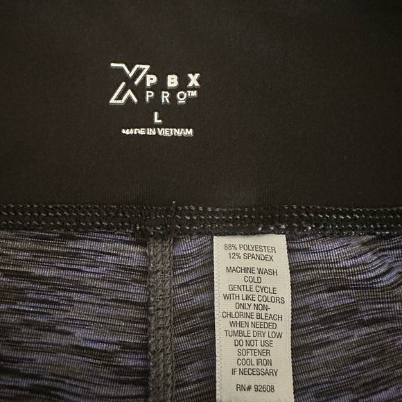 PBX Pro Women's Heathered Gray Leggings, Capri Length, Size Large - Picture 3 of 5